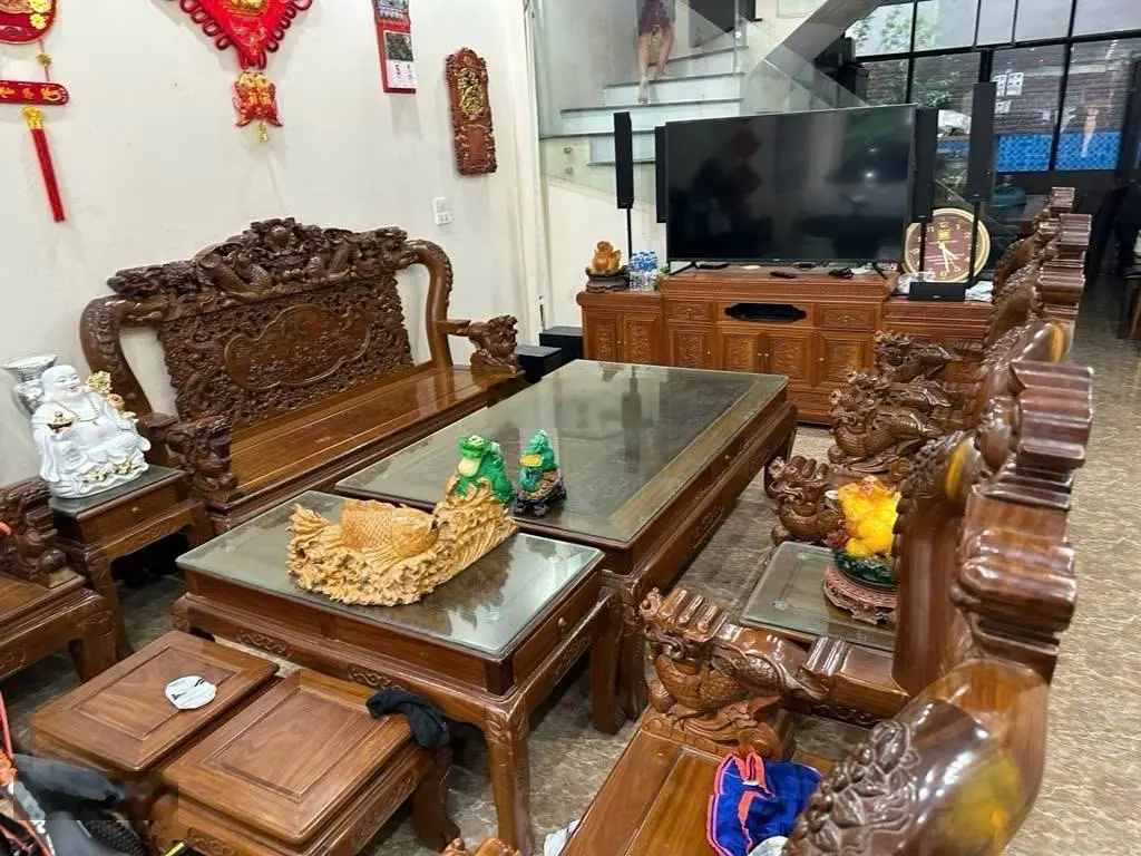 Bán nhà rộng, ngõ rộng ô tô tránh, gần phố chính Nguyễn Văn Cừ Nguyễn Văn Linh