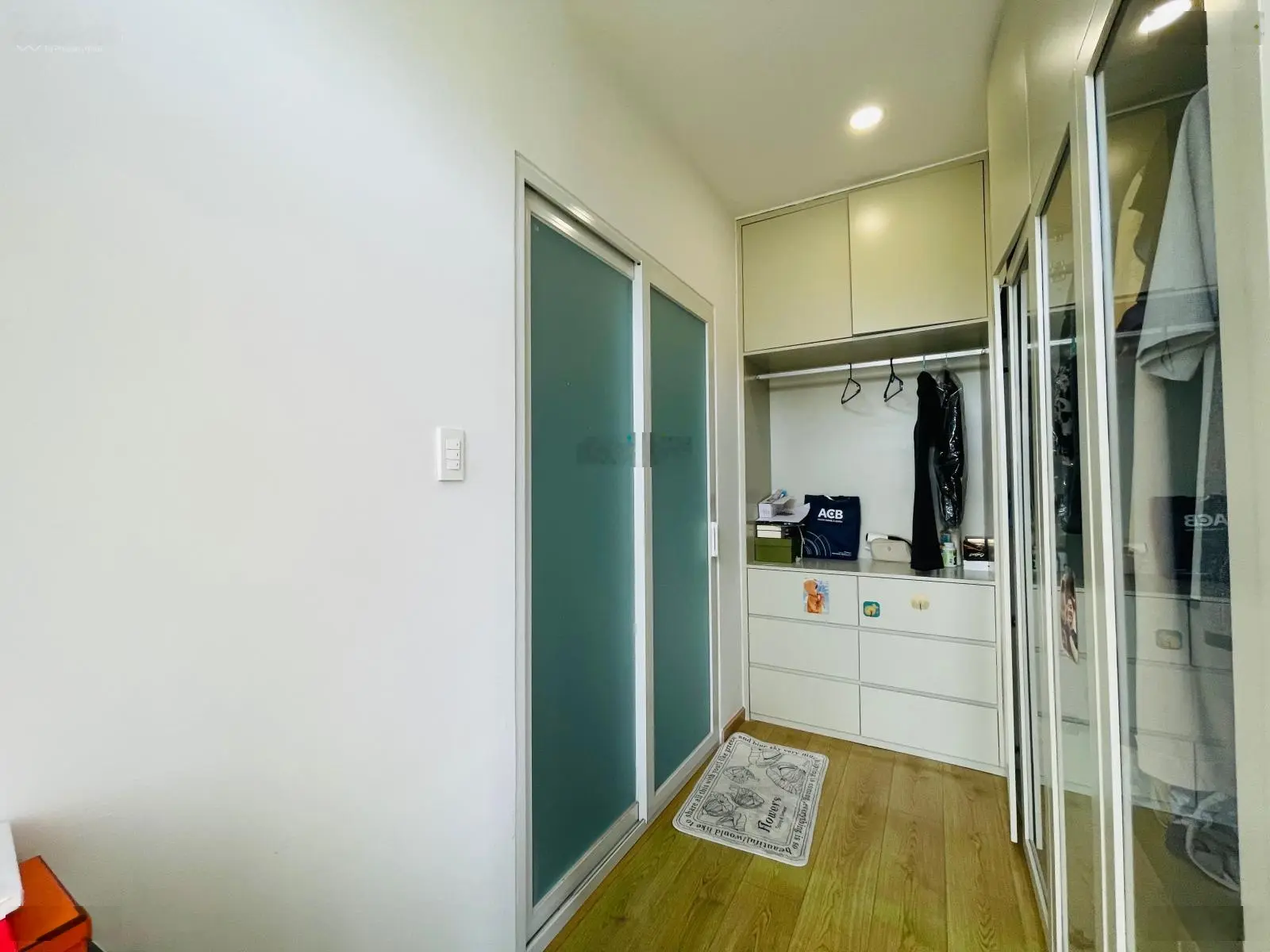Bán biệt thự Lucasta Villa - full nội thất đẹp