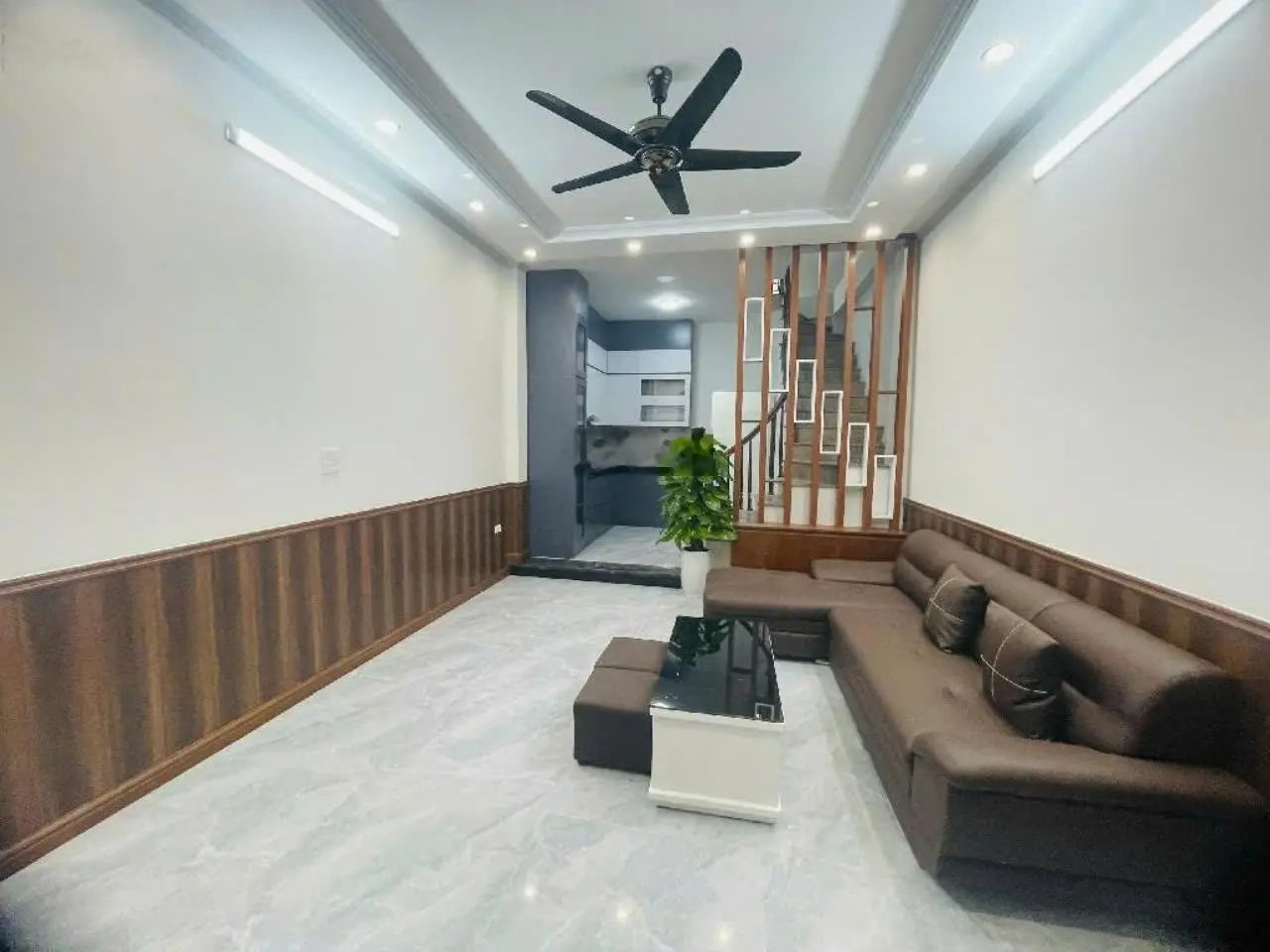 Nhà phố Tạ Quang Bửu, KD, ô tô đỗ 67m2