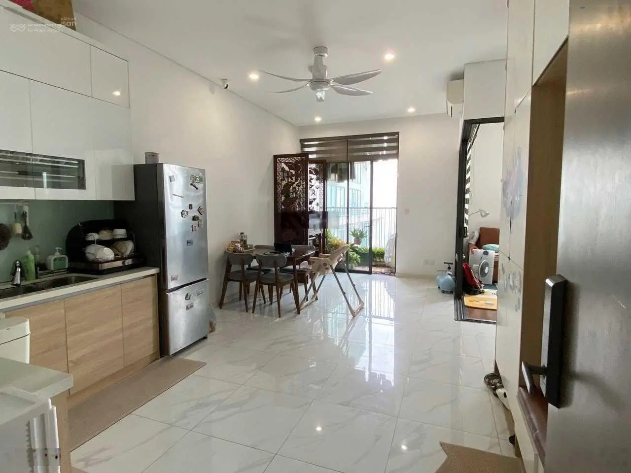 Chính chủ bán 3pn, 125m2, bc đông nam, giá 6,2 tỷ, có slot oto, mát mẻ. lh:0343,202.831