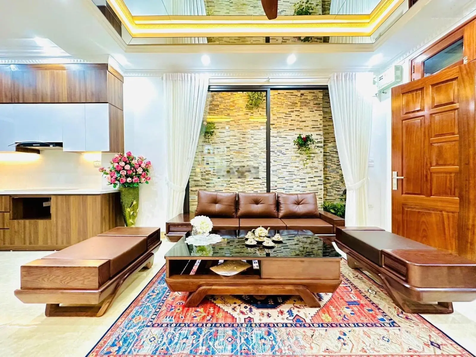 Chính chủ Bán nhà riêng tại phố Trung Kính, full nội thất giá cực chất 7,968 tỷ, 33m2, 3PN, 4WC