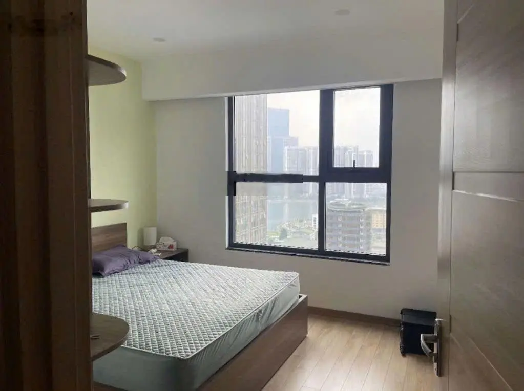 Cần bán căn hộ 3 ngủ tầng trung giá rẻ nhất khu vực trung tâm cầu giấy, chủ nhà bao hết thuế phí