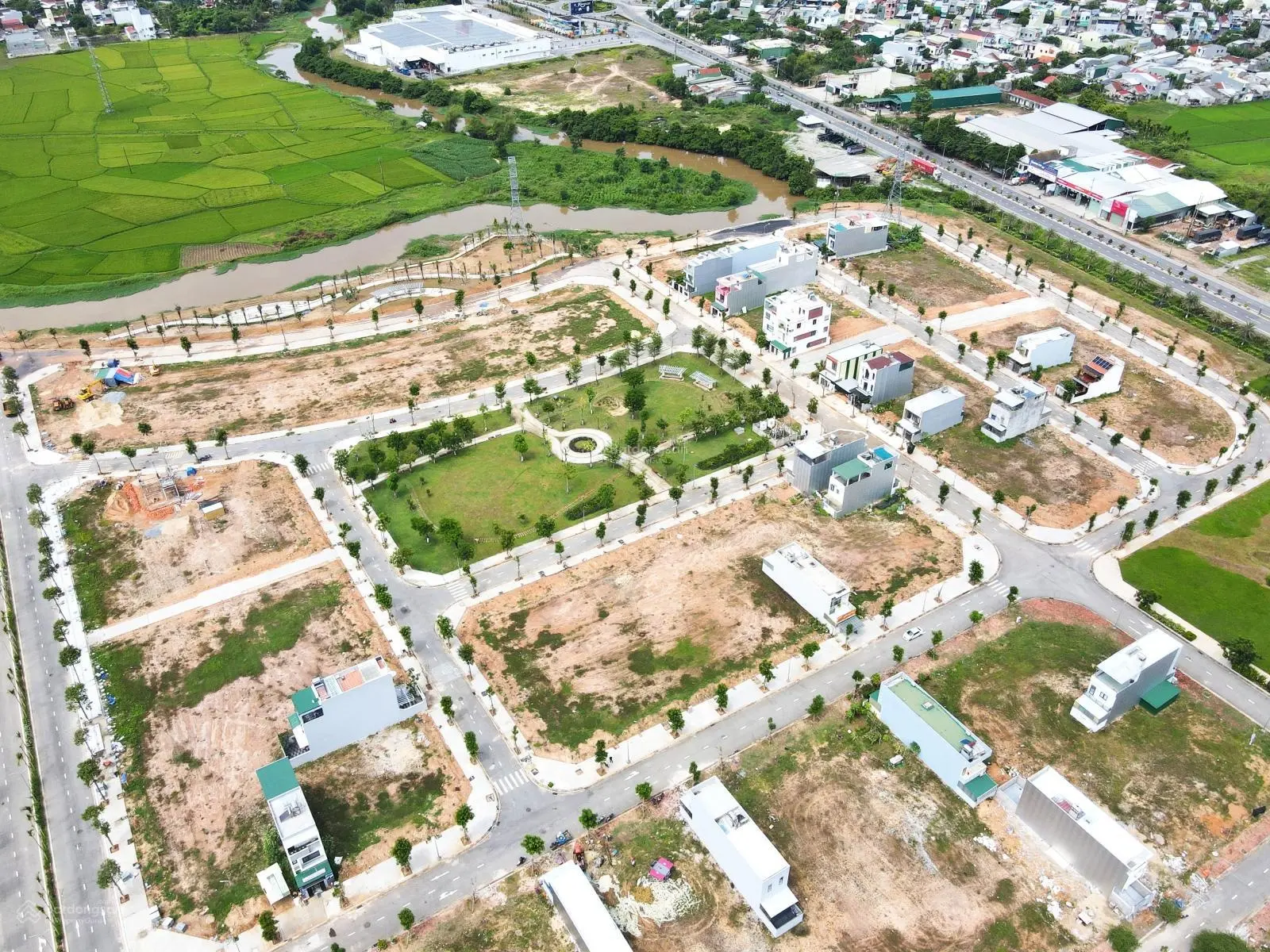 Bán đất Phú Mỹ - giá trị thực - nói không với giá ảo để lôi kéo khách hàng