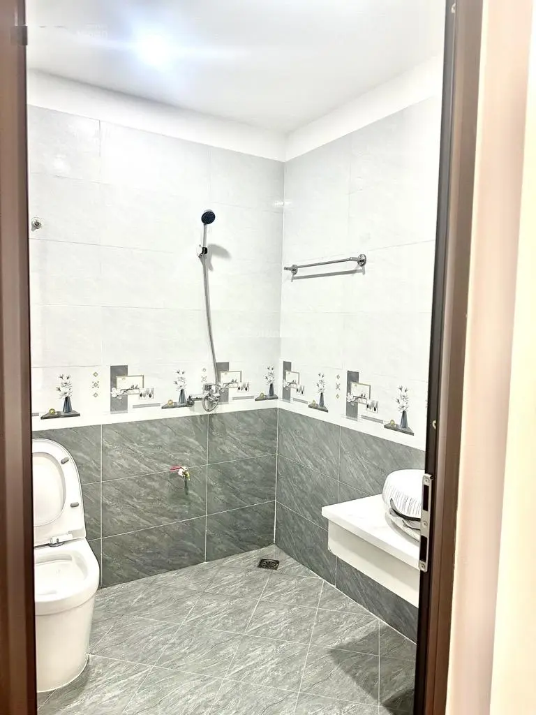 Bán nhà Đại Từ, Hoàng Mai, nhà mới sẵn nội thất, DTSD thực 36m2, 6.1 tỷ