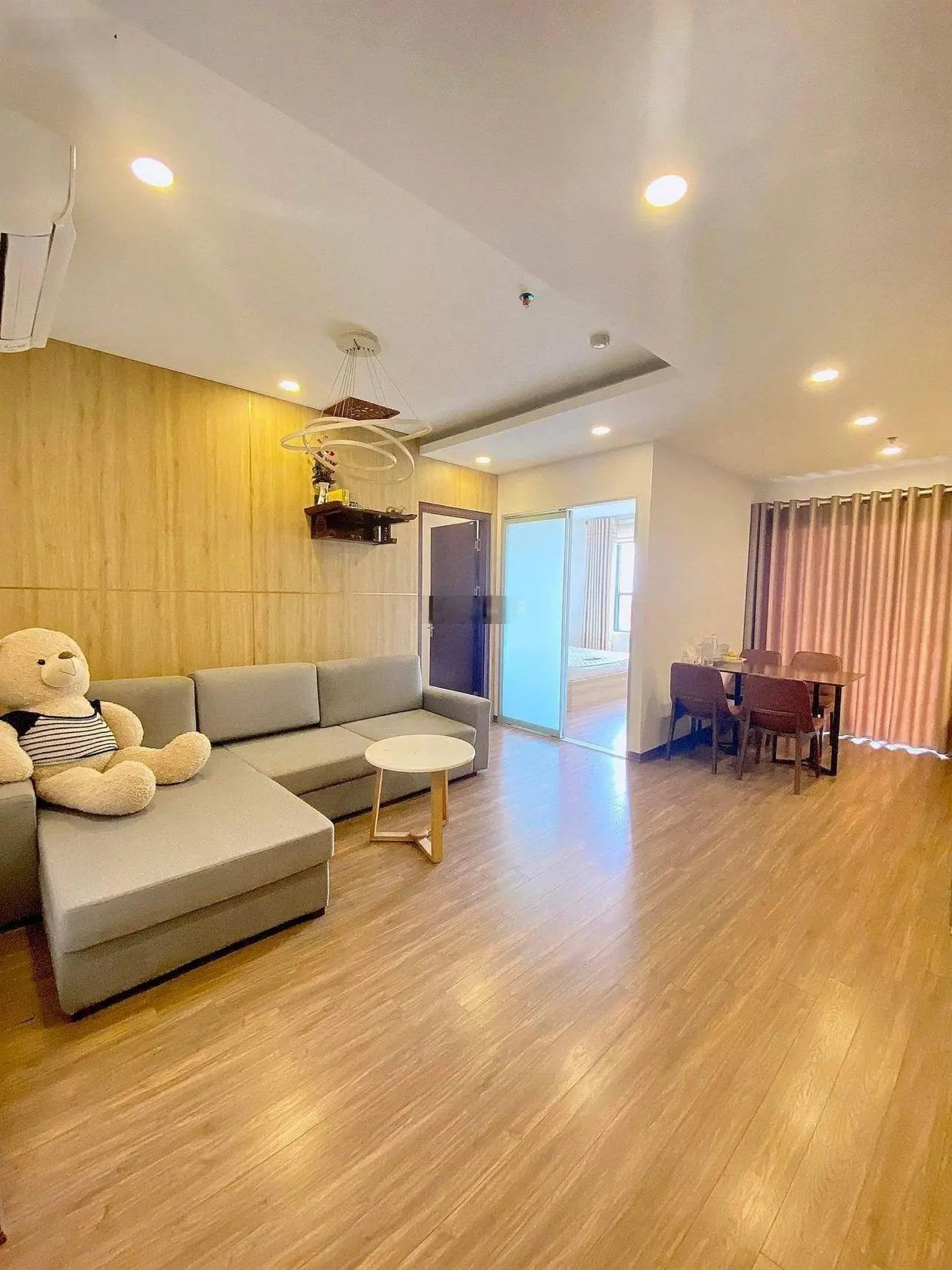 Bán chung cư Thương mại Royal Park TP Bắc Ninh căn 1 ngủ 1 vệ sinh full đồ đẹp như mới LH Khải