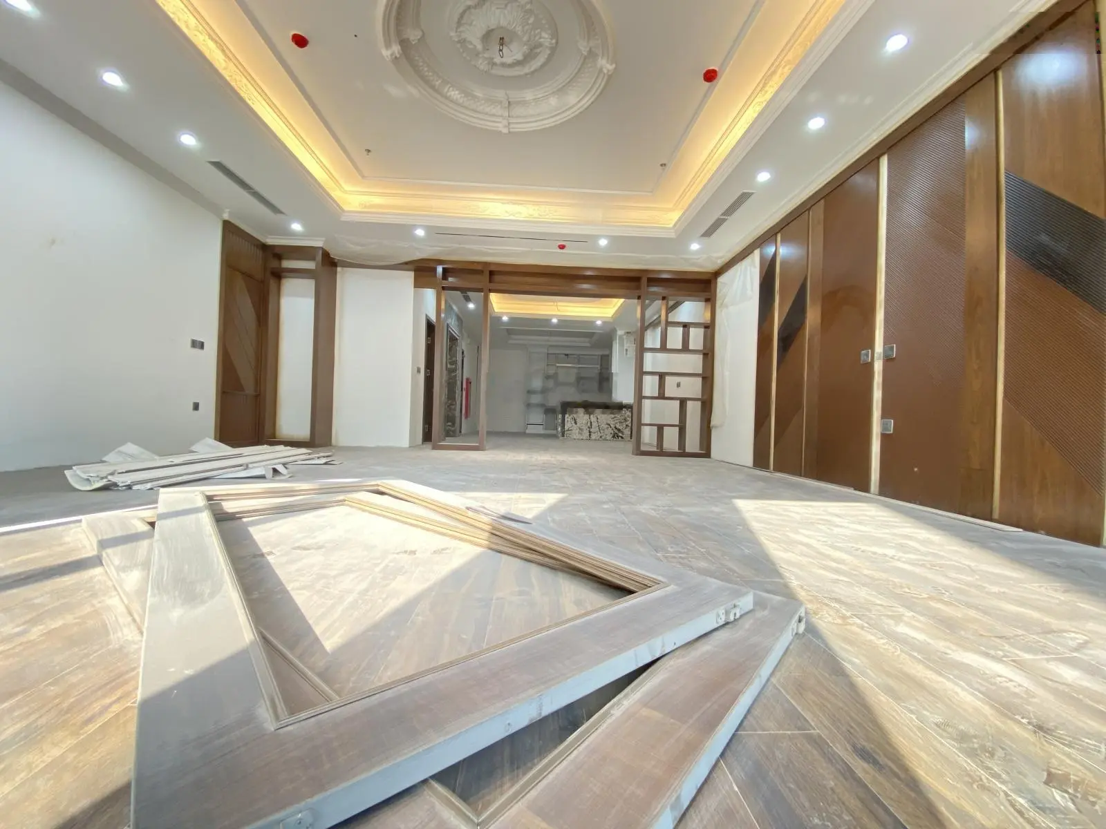 Siêu phẩm: Toà VP đẳng cấp bậc nhất phố Lê Đức Thọ - Mỹ Đình: 8 tầng*105m2, MT 7m, 66 tỷ