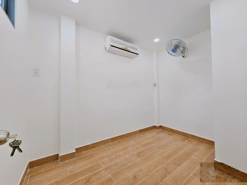 Chủ ngộp cần bán gấp siêu phẩm ngay trung tâm gò vấp - nhà mới vào ở ngay