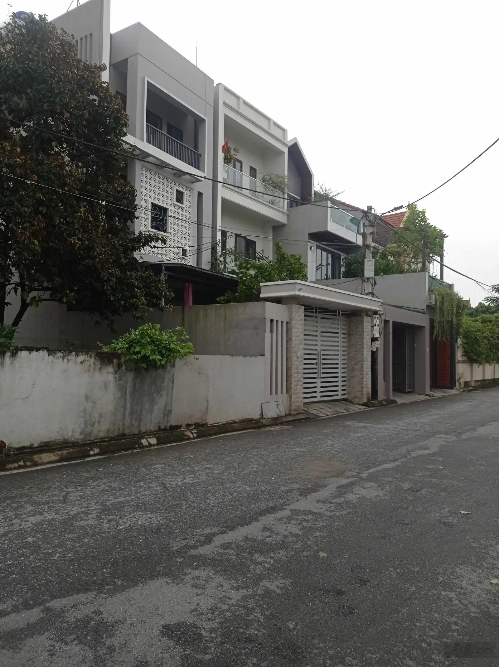 Duy nhất 60m2 đường thông ô tô tránh, kinh doanh sầm uất tại Vân Trì, Đông Anh, HN