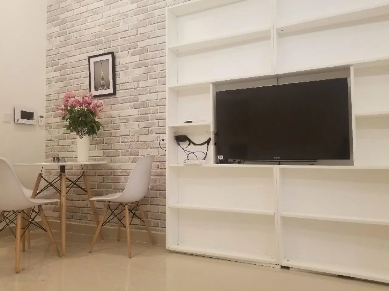 Cần bán studio 34m2 The Tresor quận 4 giá tốt nhất. LH: 0909 024 ***