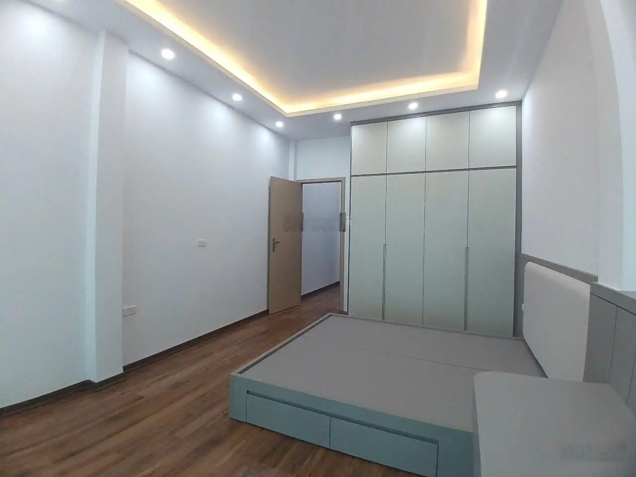 Nhà Đẹp Đón Tết! Phố 19/5 Văn Quán Hà Đông - 45m, 3 Tầng, MT 3.65m, Ô Tô Đỗ Cửa, Giá Chỉ 8.9 Tỷ!