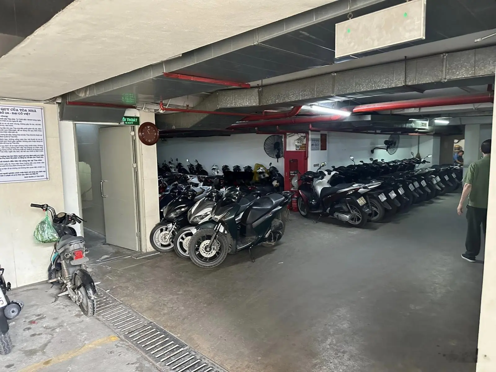 Bán nhà mặt phố Đại Cồ Việt, Hai Bà Trưng, diện tích 525m2, giá chưa đến 500 tỷ, liên hệ 0985 590 ***