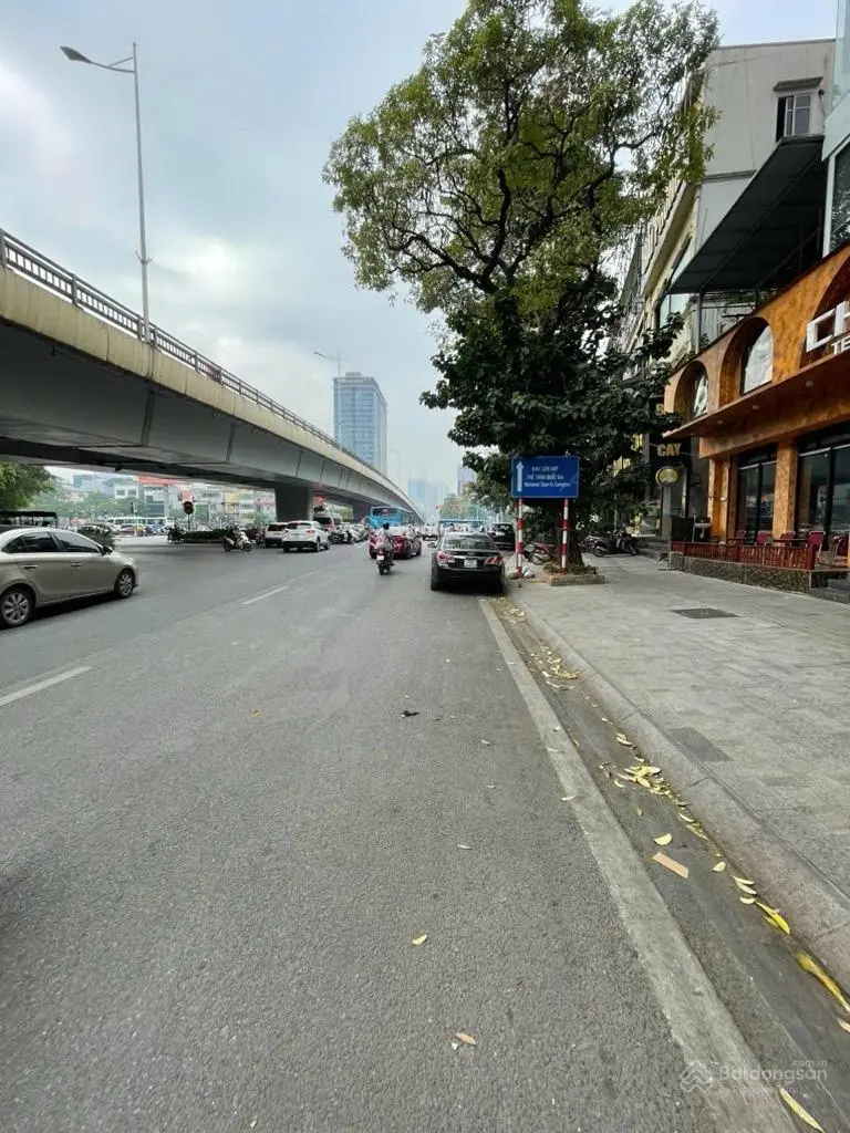 Bán nhanh căn mặt phố Nguyễn Chí Thanh cực hiếm 2 thoáng vĩnh vị trí đắc địa 40m giá chỉ 18.7tỷ