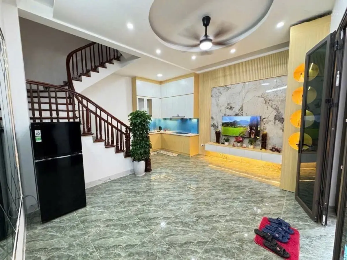 5 tầng cạnh KĐT Đền Lừ tiện ích an sinh cực đỉnh, hiếm có căn nhà đẹp công năng hoàn hảo về ở luôn