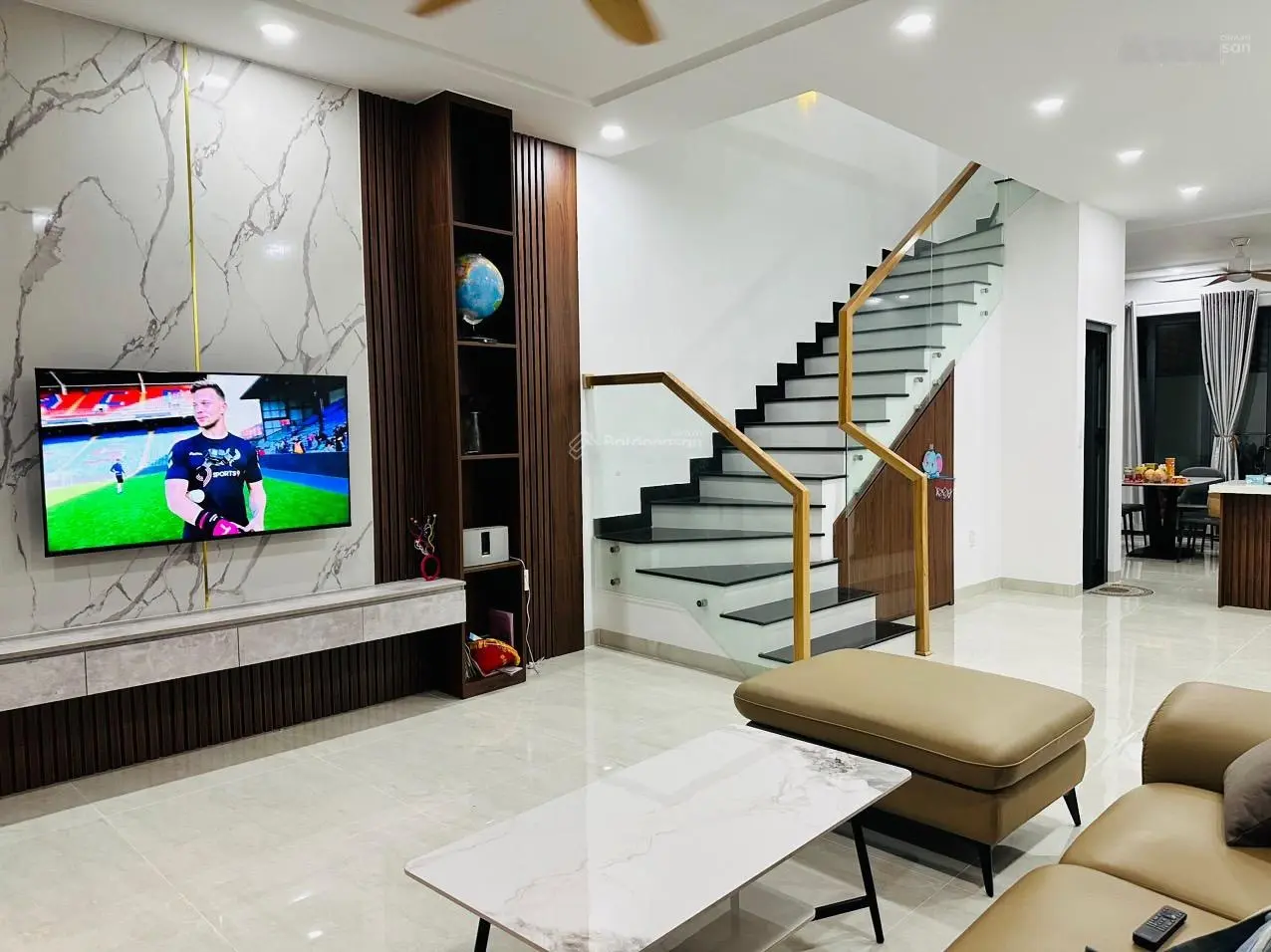 Bán nhà KĐT Mỹ Gia Gói 7 Full Nội Thất , Nhà Mới Xây Thiết Kế Rất Đẹp, Đường Thông cạnh Công viên