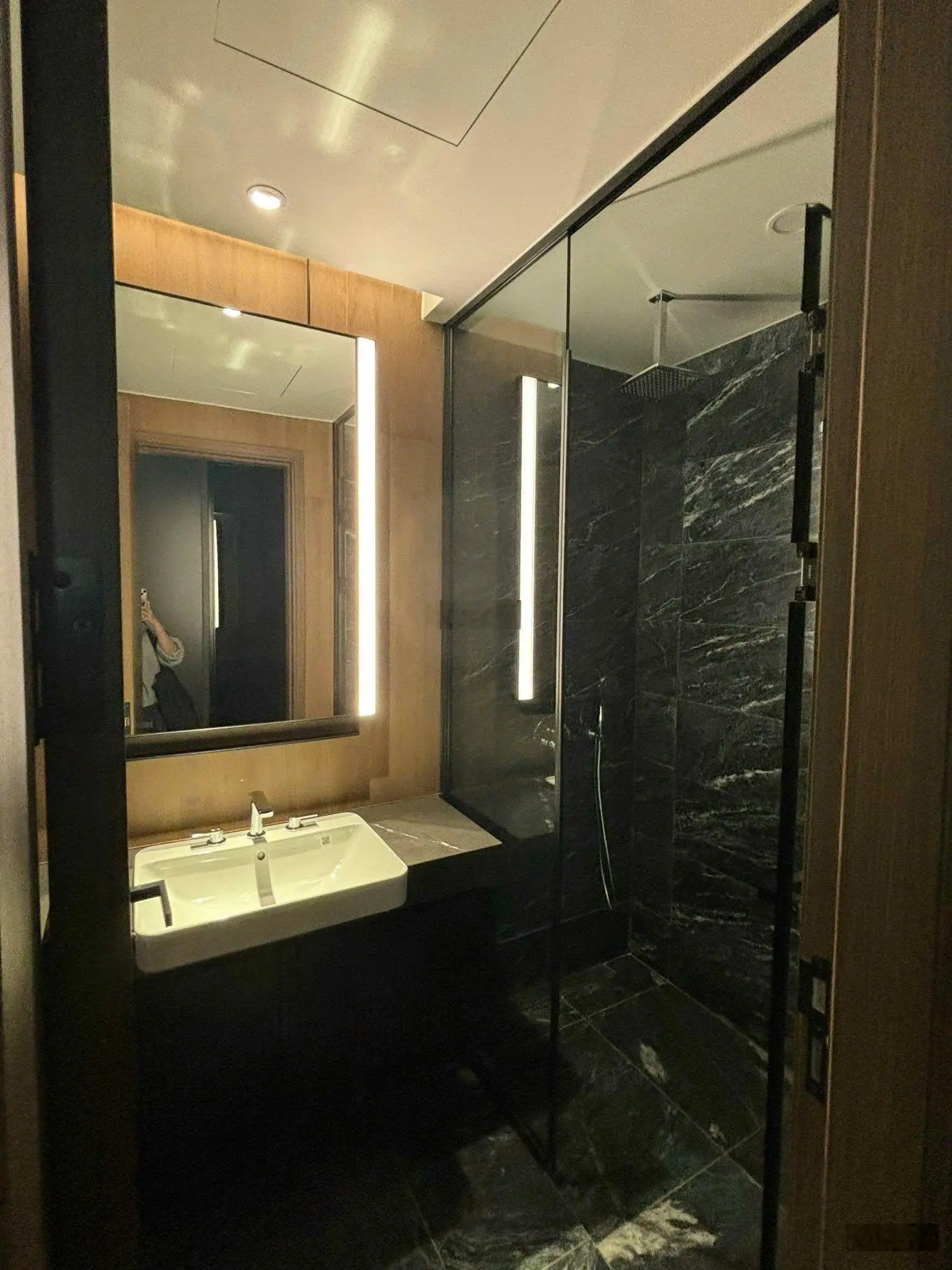 Chủ nhà cần tiền bán gấp căn 3PN Lumiere Riverside view sông tầng bao đẹp giá 12 tỷ. LH 0902 896 ***