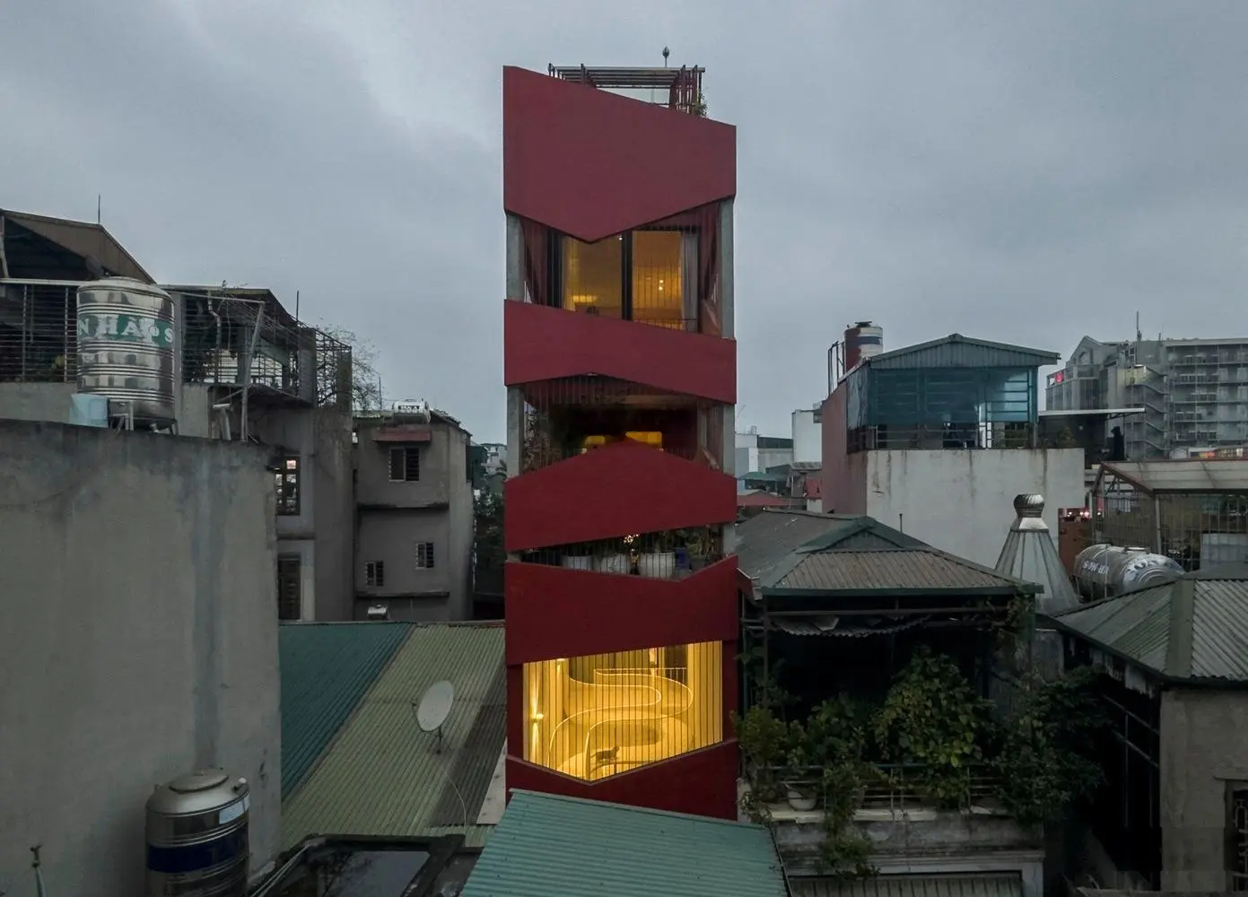 Bán nhà đẹp, thiết kế độc lạ 3 lầu + sân thượng 75m2 - SHR - Quận 12 - Giá tốt 3 tỷ 879 TL