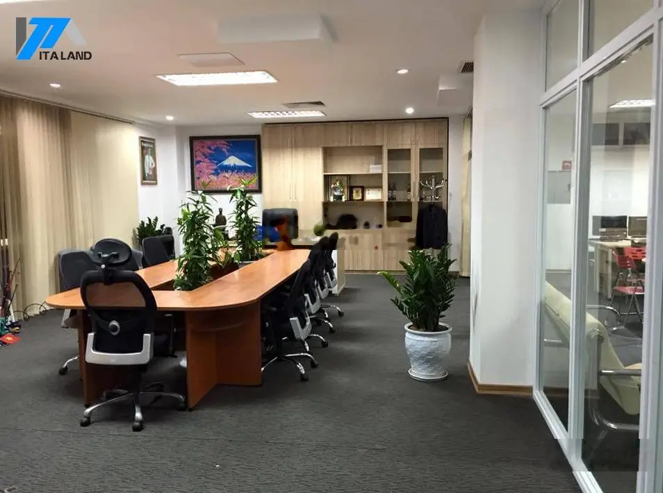 Bán tòa nhà mặt tiền Cao Thắng, Quận 10. (20x15m) - Hầm 7 tầng - HĐT 180tr/th - chỉ 68 tỷ TL