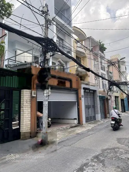 Giảm 3 tỷ-giá rẻ MT ngay Nguyễn Văn Trỗi Phú Nhuận - DT: 5,2x20m 2 tầng chỉ 19,5 tỷ - LH 0789 162 ***