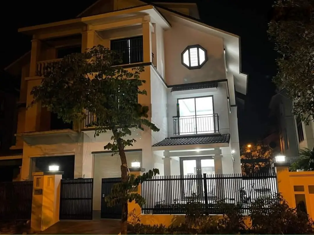 Đón sóng hạ tầng phía Tây Hà Nội: KĐT Sunny Garden City, ngon, bổ, rẻ. LH Hoàng Đạo 098 299 6565