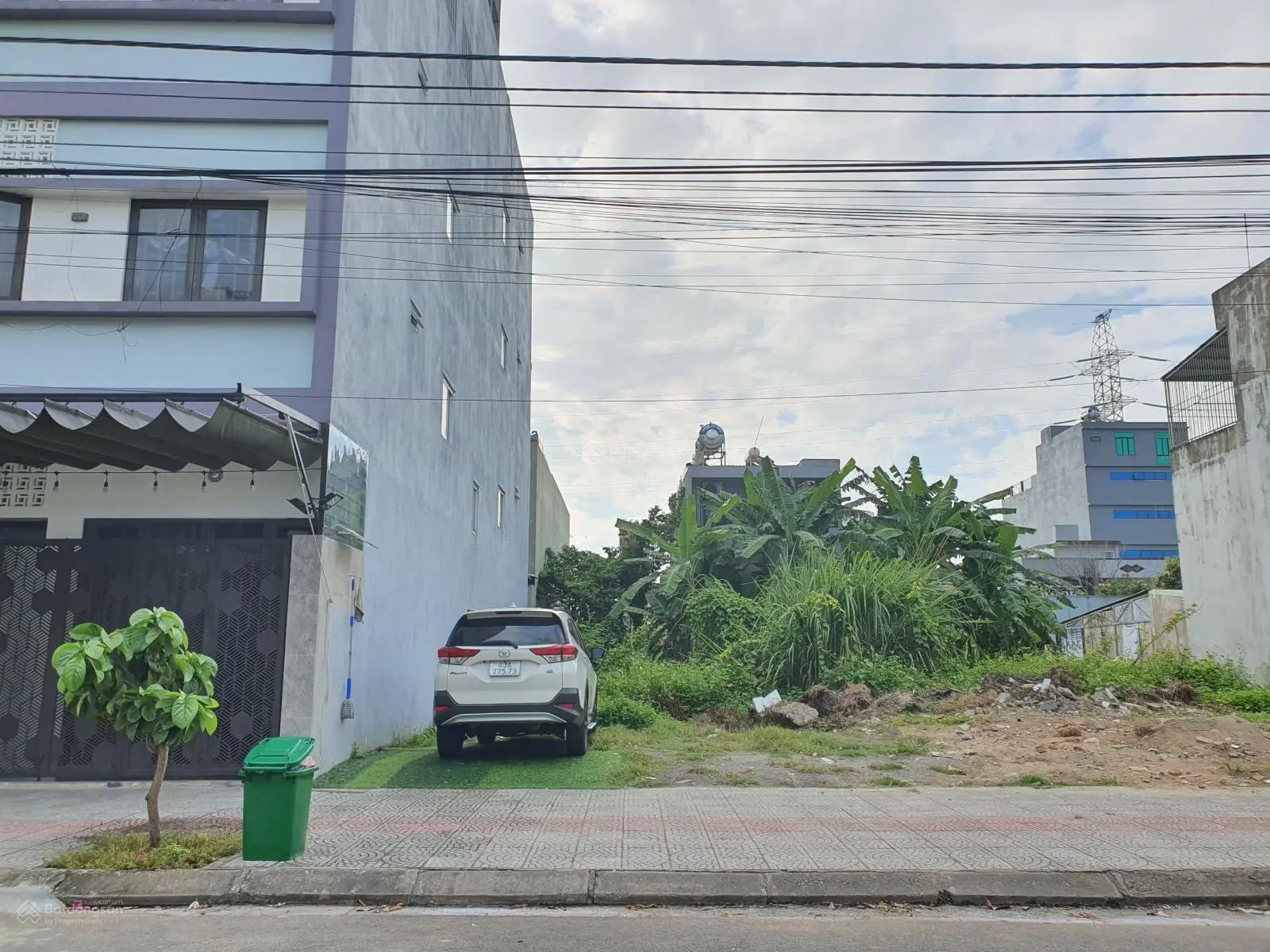 Bán cặp đất đường nguyễn hiến lê ( tây bắc , 200 m2 ) - hoà xuân , cẩm lệ .