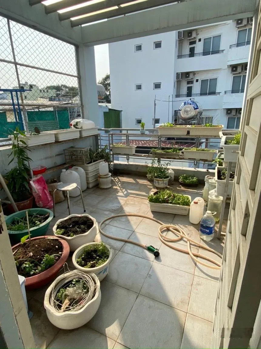 Chính chủ cần bán gấp nhà hẻm 3m đường 3/2 Q10 4m x 8m 32m2 trệt lửng 2 lầu ST giá bán 6.5 tỷ TL