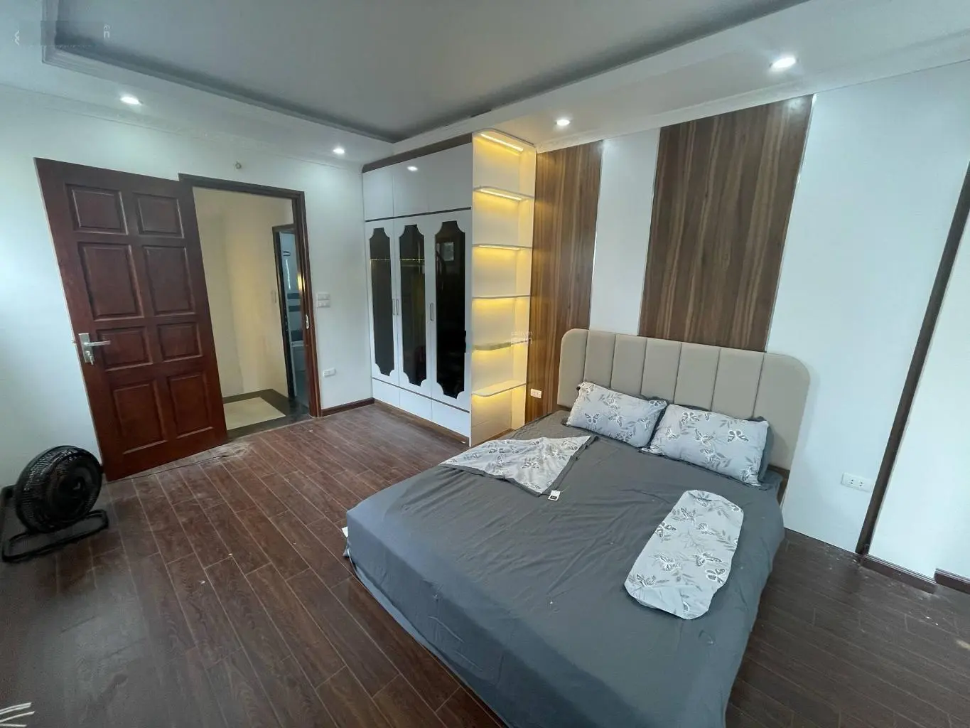 Trương Định, Đền Lừ, Hoàng Mai, DT 28,6m2, 5 tầng, giá 5,5 tỷ