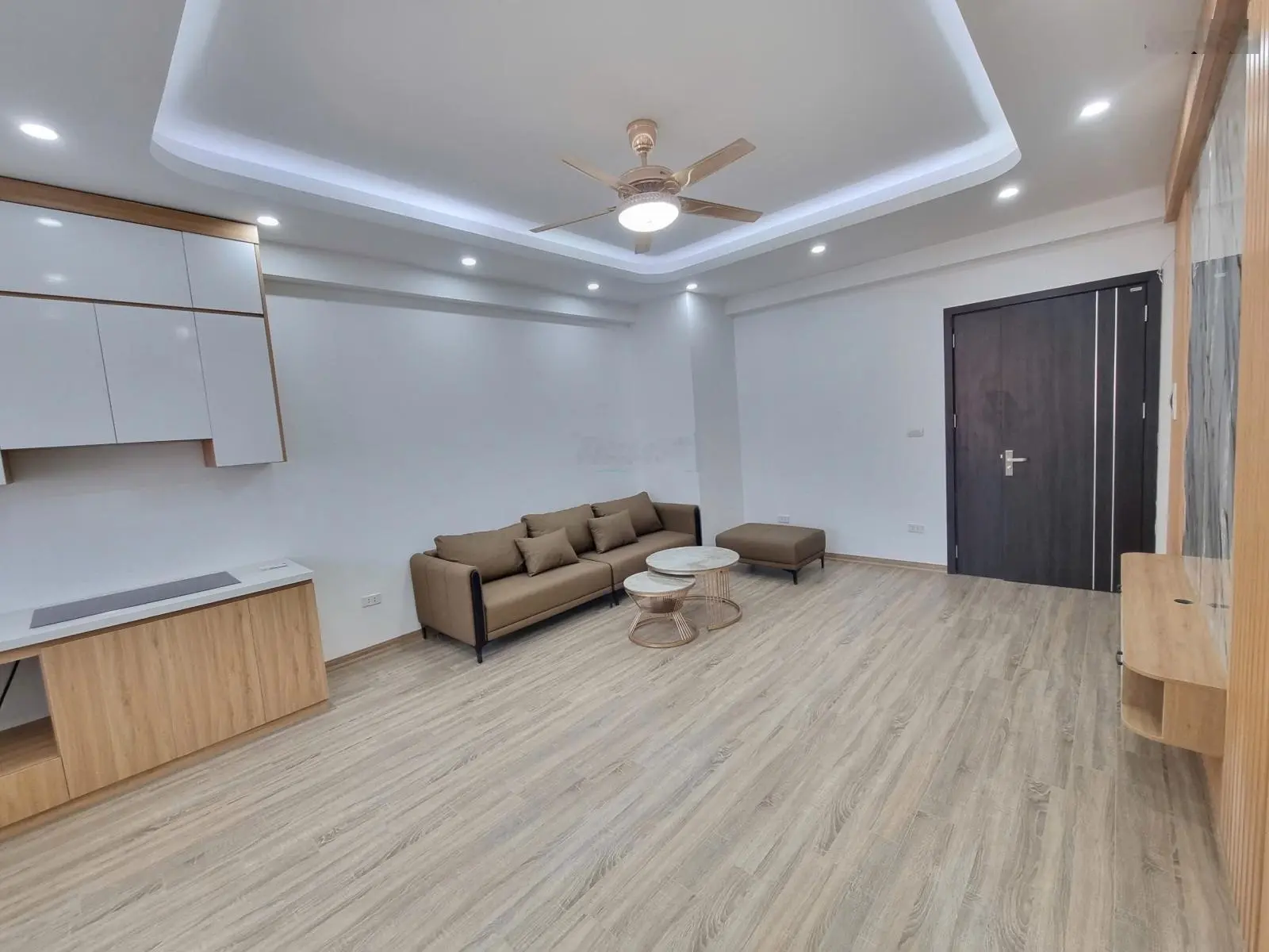Chung cư Xa La Hà Đông nhà đông 70m2, 2 vệ sinh nhà mới đẹp giá: 3.29 tỷ