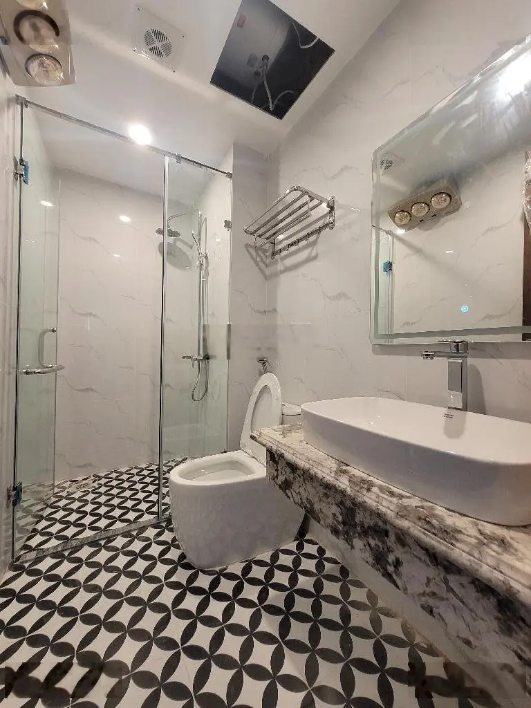 Bán nhà 6 tầng - phúc lợi - thang máy - ô tô tránh - view chung cư đẹp miên man - full nội thất