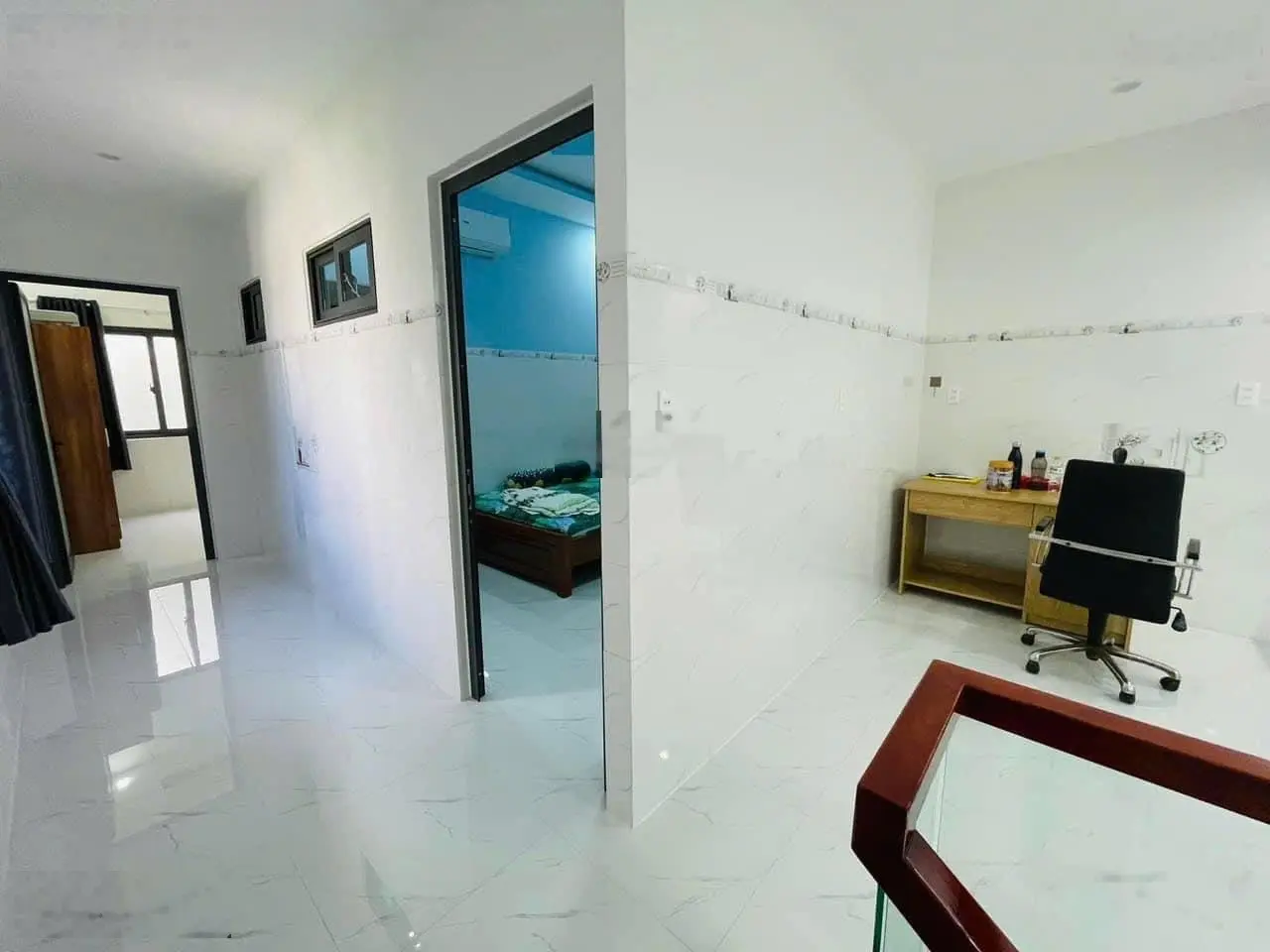 Bán nhanh nhà đẹp Phạm Ngọc Thạch, thị trấn Đạ tẻh.