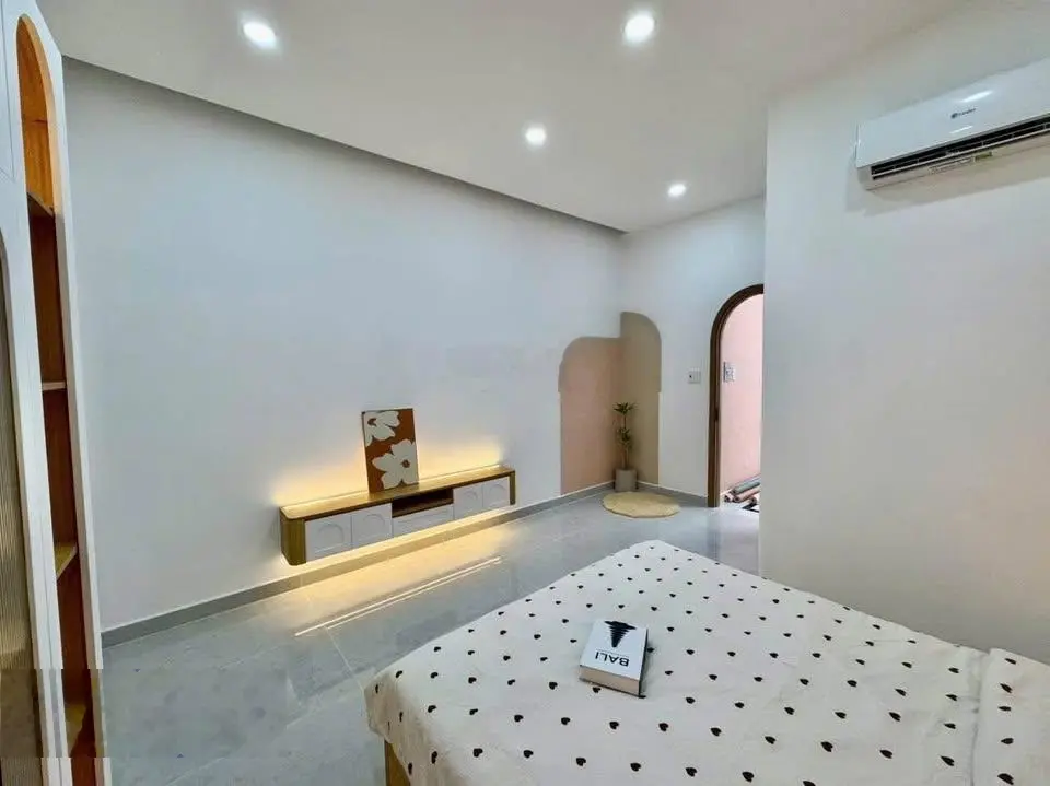 Nhà Đẹp, Xây Mới 1/ Bình Thành, Quận Bình Tân, SHR Hỗ Trợ Vay Bank 80%, (3Tấm + 4PN), DT: 4X15M