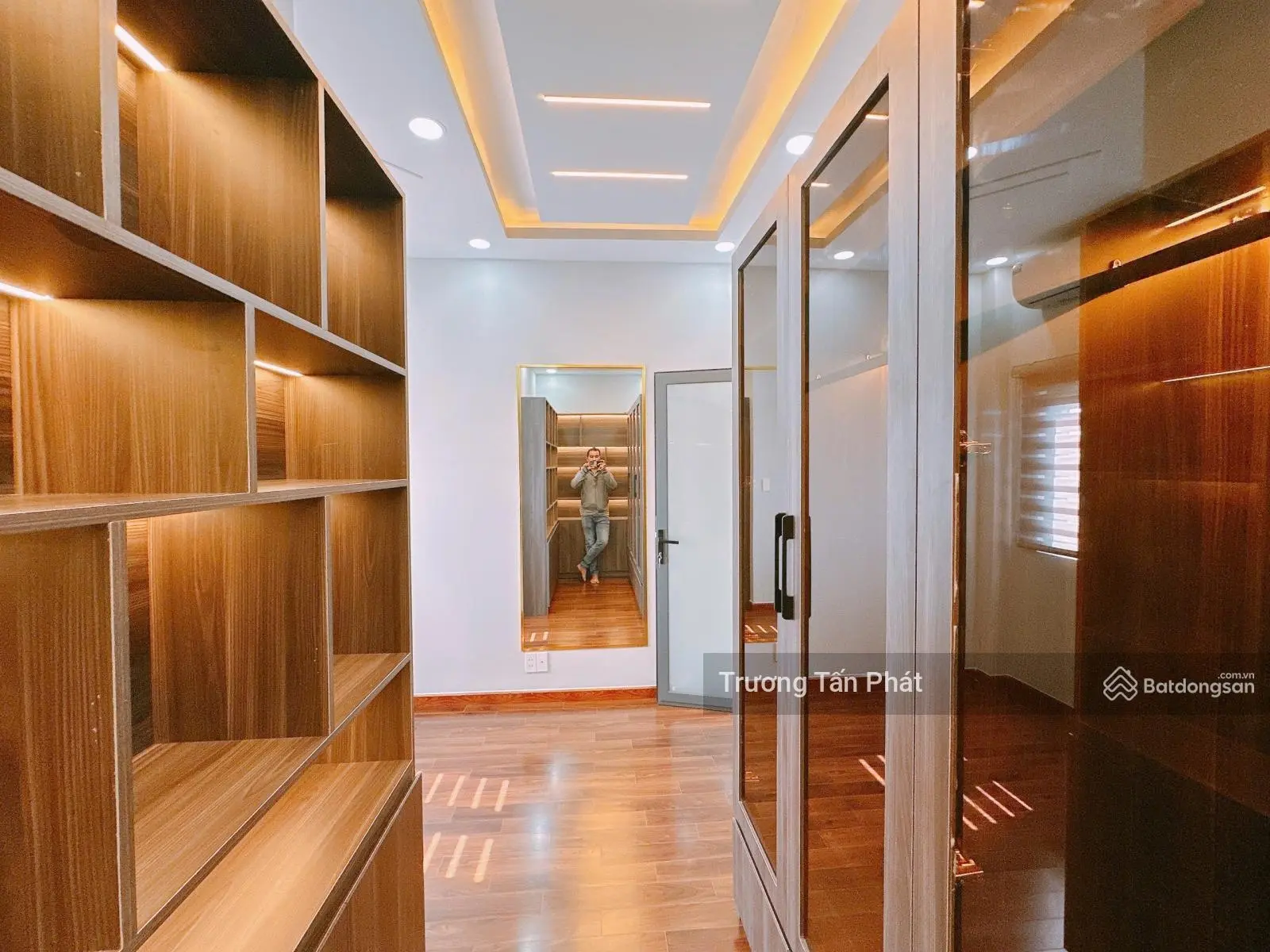 Nhà phố hiện đại 3 tầng 60m2 full nội thất - oto 7 chỗ ngủ trong nhà, cách phú Mỹ Hưng chỉ 5 phút