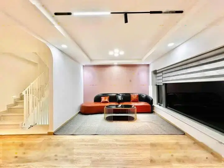 Cơ hội sở hữu ngôi nhà mơ ước 45m2 2tỷ750 đường Trần Quang Diệu, Quận 3. Đang cho thuê 15tr/tháng