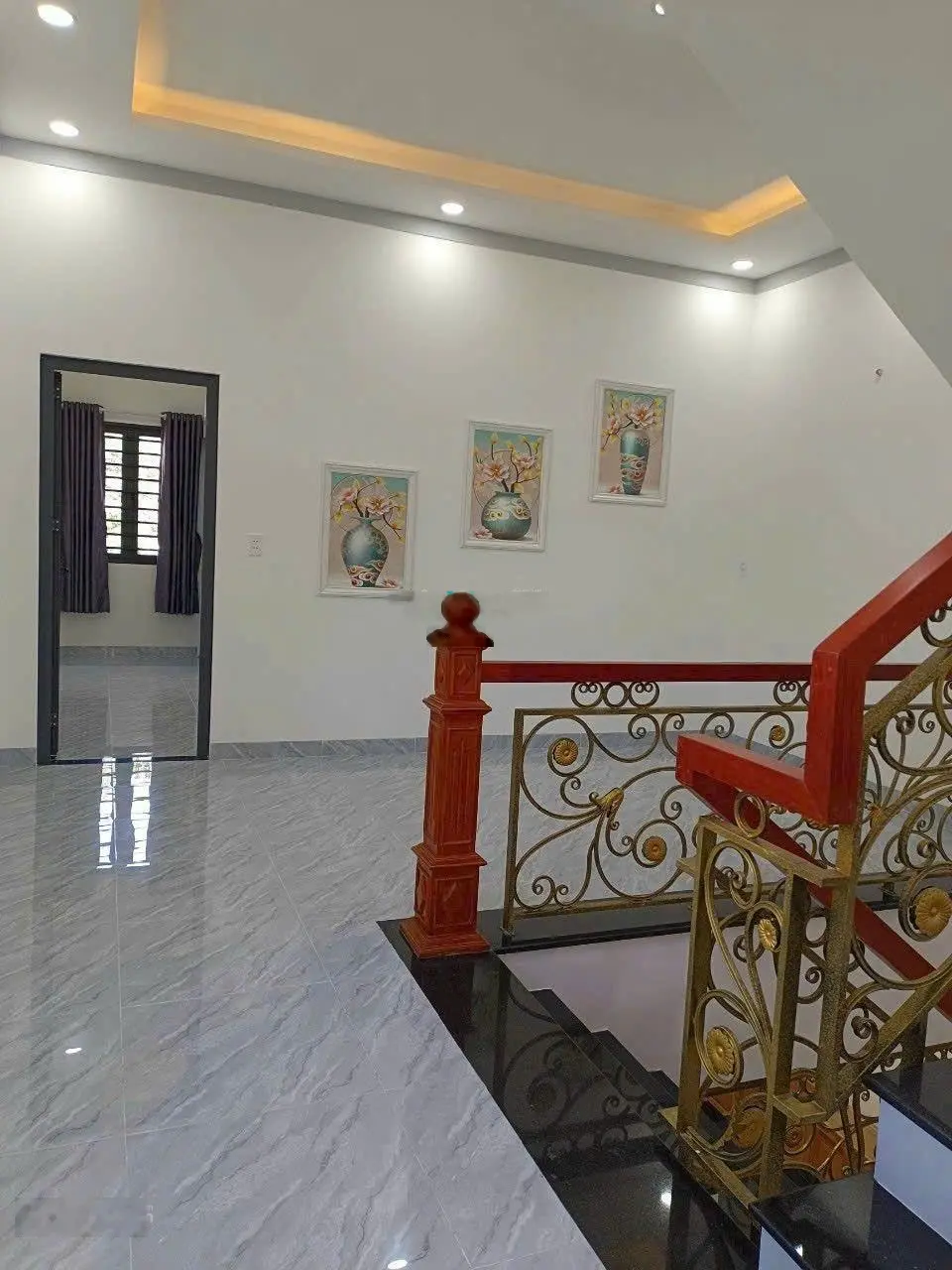 Nhà 2 lầu Hoàn công khu dân cư. Diện tích 88m. Giá 5 tỷ 150