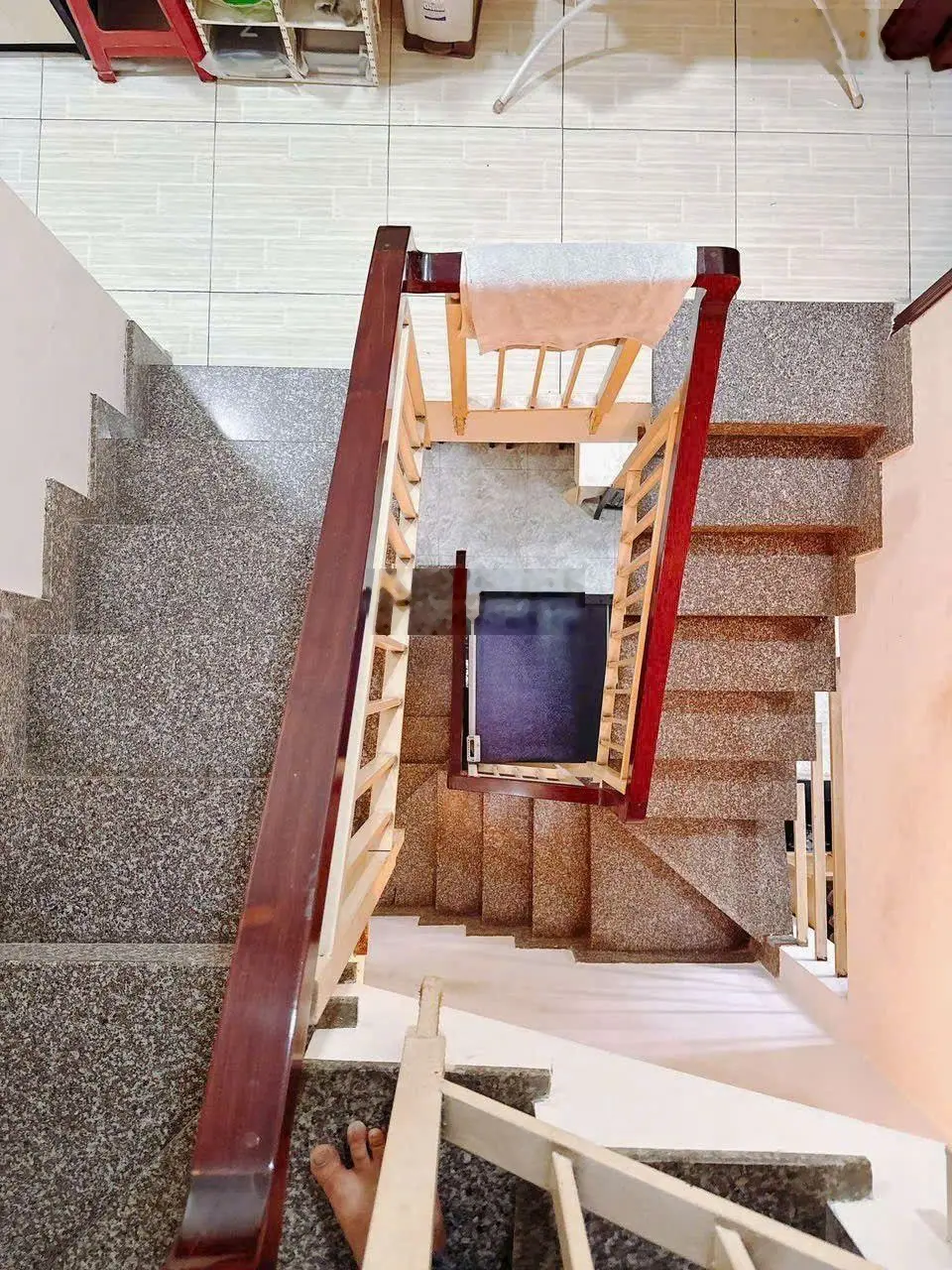Cần bán gấp nhà 4 tầng, 49m2, Quận 4 chỉ 5,89 tỷ