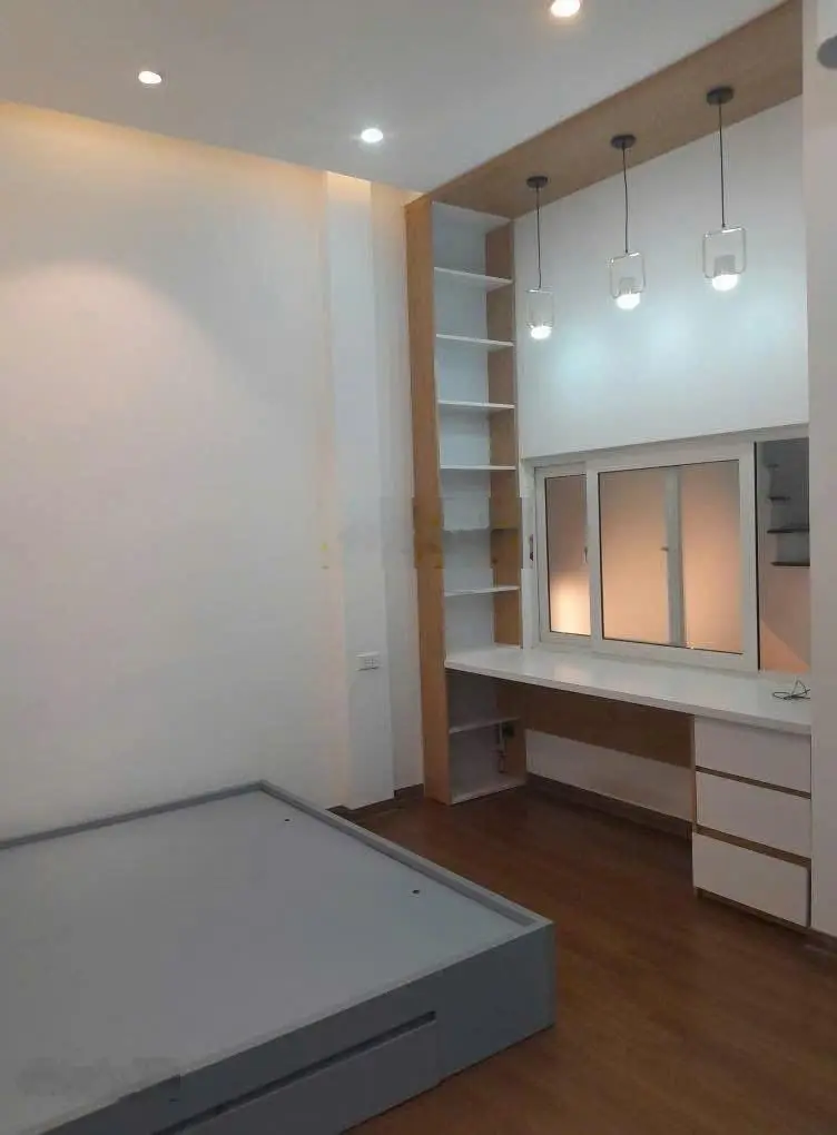 Ô tô ngủ trong nhà mặt tiền rộng nhà đẹp vừa ở vừa kinh doanh 57 m -4 tầng chi 17.95 tỷ