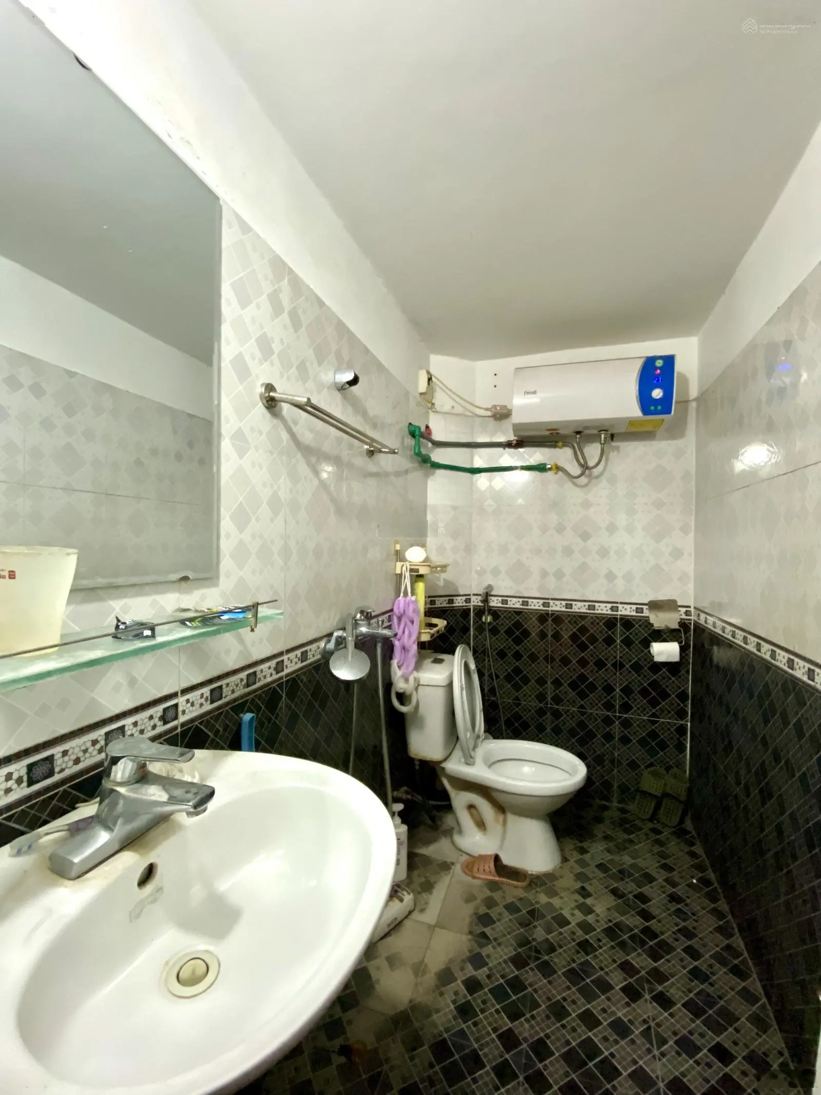 Hàng nóng nhà Fo gốc dân, gia chủ làm ăn có lộc chuyển nhà to hơn nhượng lại căn nhà tâm huyết