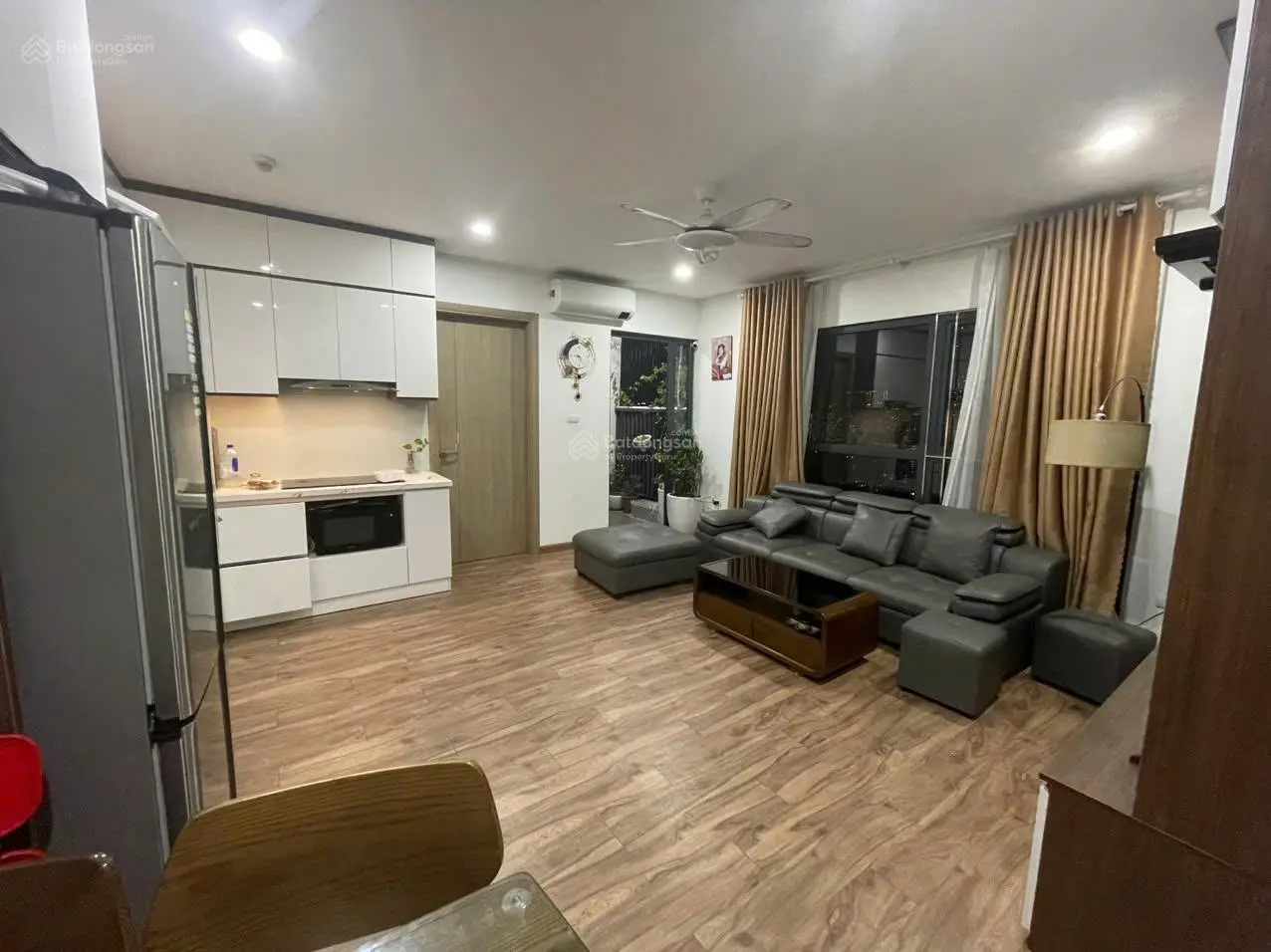 Bán Gấp căn hộ Samsora Premier giá chỉ 4,3 tỷ VND tại Hà Đông