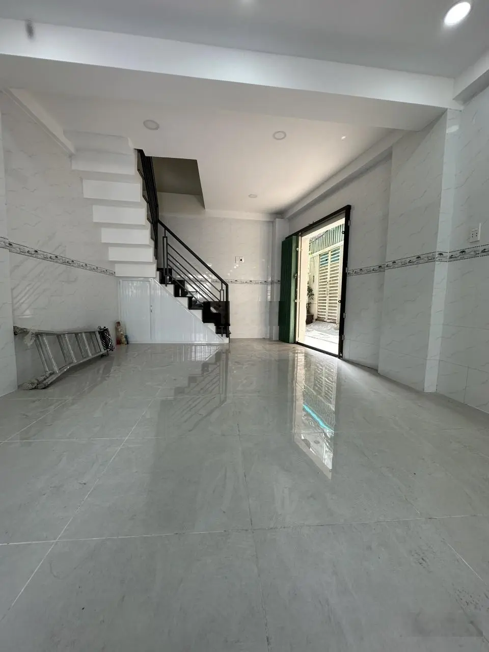 Chỉ 15.5 tỷ sở hữu ngay nhà MT Lê Hồng Phong, P. 1, Quận 10.