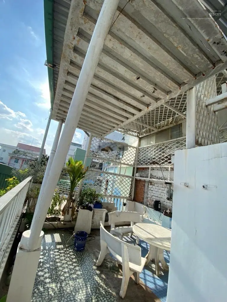 Quá rẻ, quá hời trung tâm Quận 10 cách vòng xoay Dân chủ 4 phút 5 tầng BTCT chỉ có 5,3 tỷ