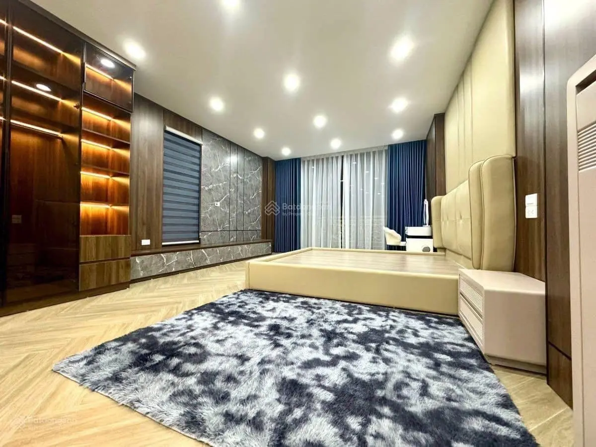 Có 102! Phân lô Nguyễn Khang, 10m ra phố ô tô tránh, văn phòng, ở sướng, 55m2*5 tầng*mặt tiền 5m