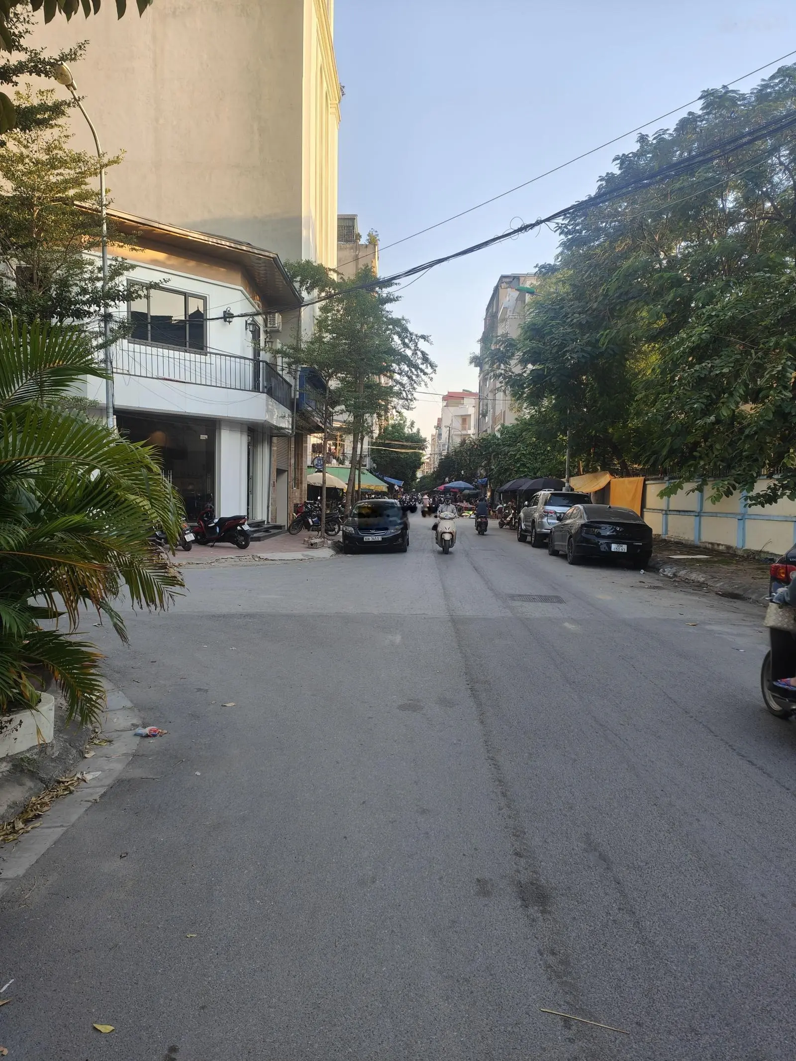 Bán liền kề Ngô Thì Nhậm, kinh doanh, ô tô tải tránh nhau, vỉa hè, thông nhiều phố, 90m mt 8m 25 tỷ