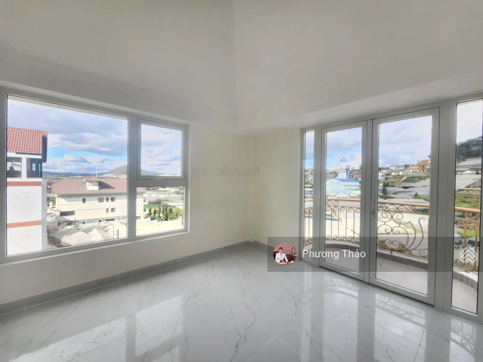 Bán biệt thự 232m2, view cực đẹp, mới, thang máy, pccc, gara, sân vườn, Trịnh Hoài Đức, 0984 262 ***