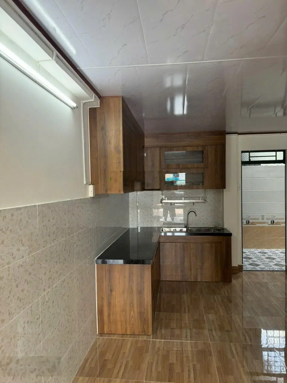 Bán nhà mặt tiền kinh doanh Dĩ An,P. Đông Hòa, TP. Dĩ An, DT 88,7m2, Hai Bà Trưng, Sổ hồng riêng.