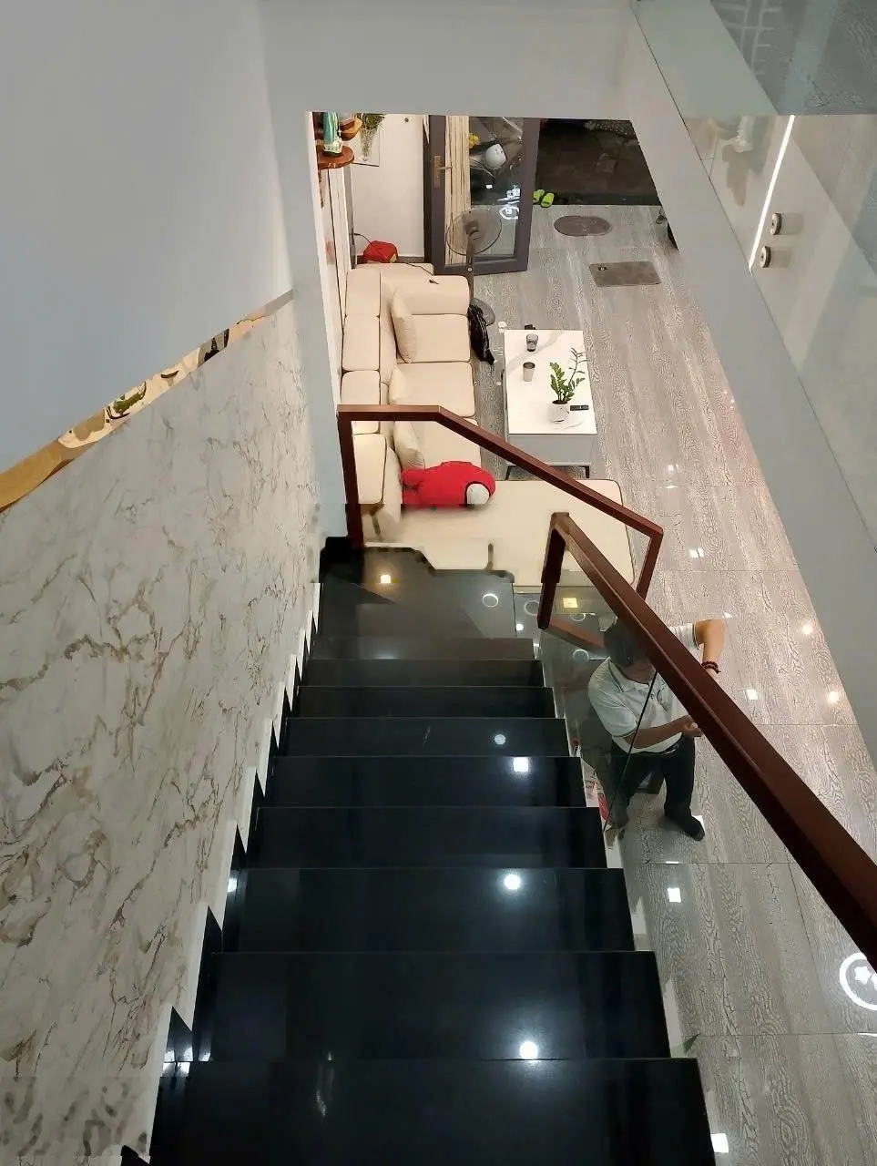 Gò Vấp, Sát trường học Diện tích: 5.2m x 11m . CN 52m2 chỉ nhỉnh 5 tỷ