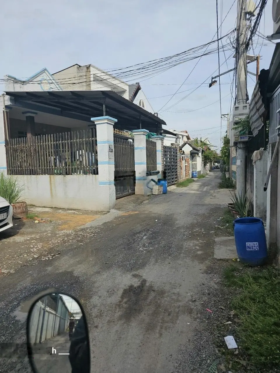 Kẹt tiền bán căn nhà 1 lầu DT 132m2 ngay đường Phan Thanh Giản cách chợ Lái Thiêu 1km, đường xe hơi