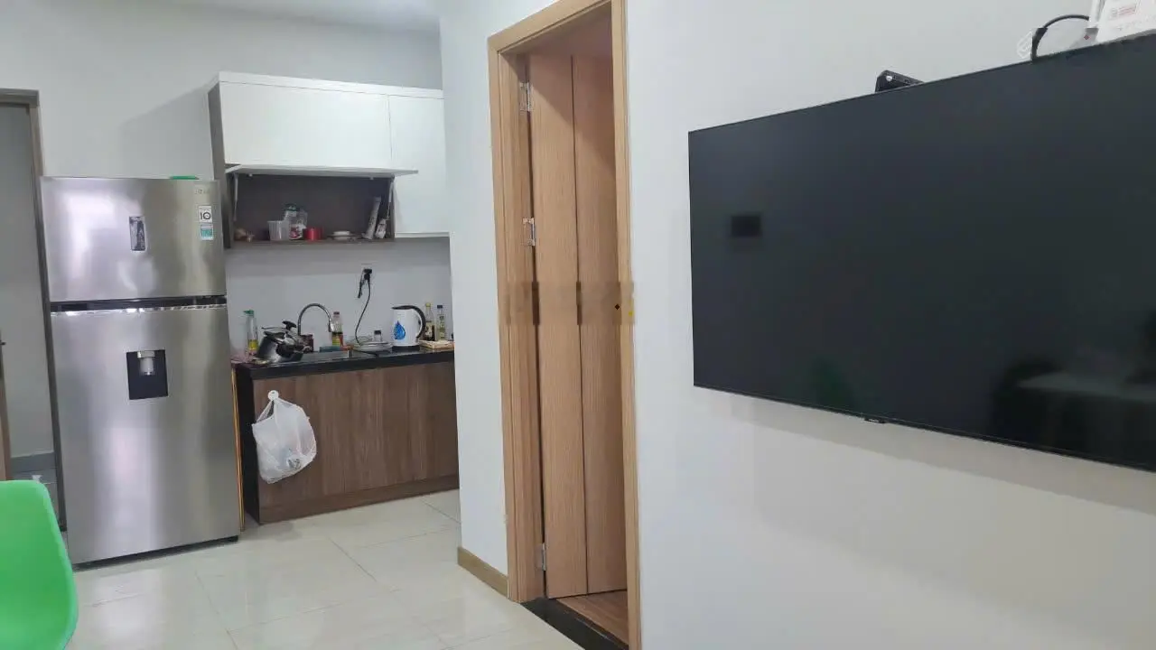 Chủ kẹt tiền cần bán gấp Bcons Bee 1pn - 1wc giá 1,2 tỷ, có sẵn nội thất