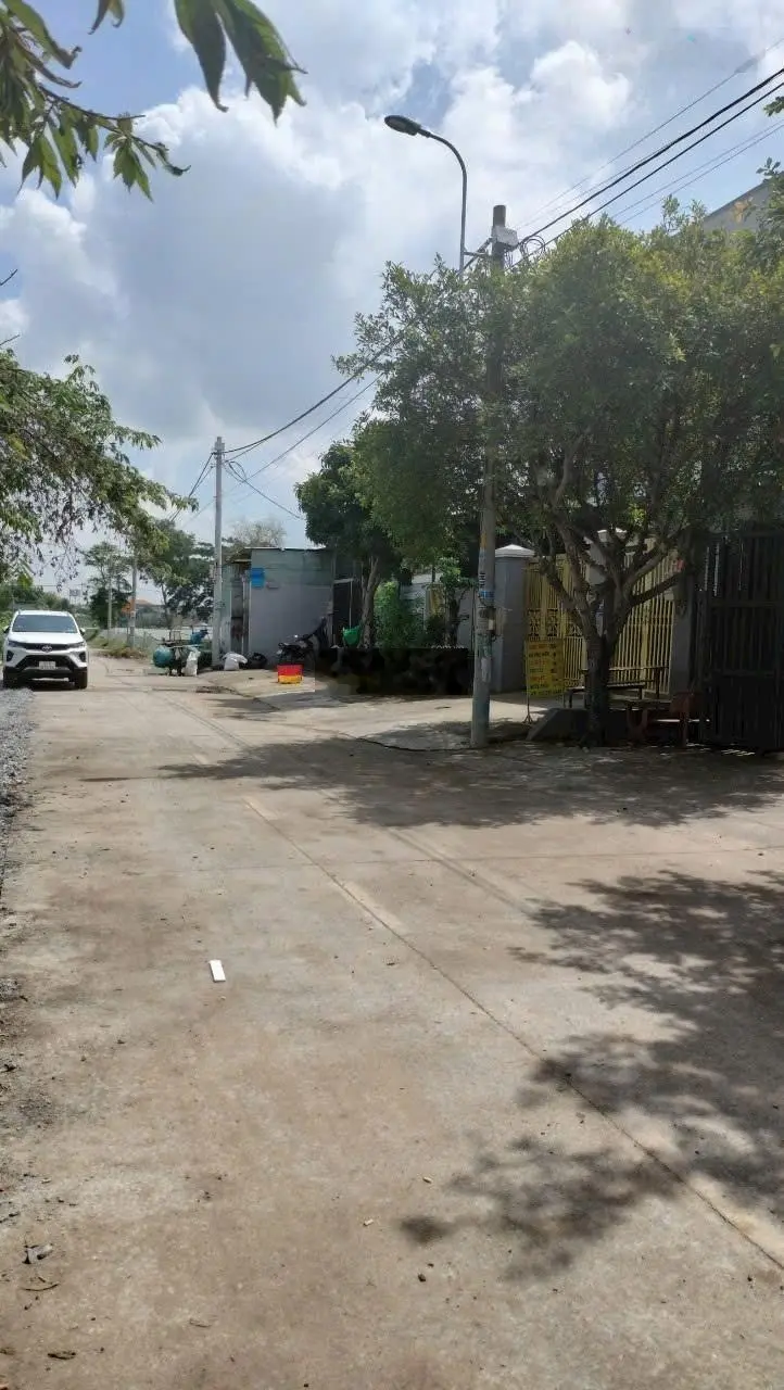 Bán lô đất thổ cư 375m2 mặt tiền đường Xuân Thới Sơn 15, Hóc Môn