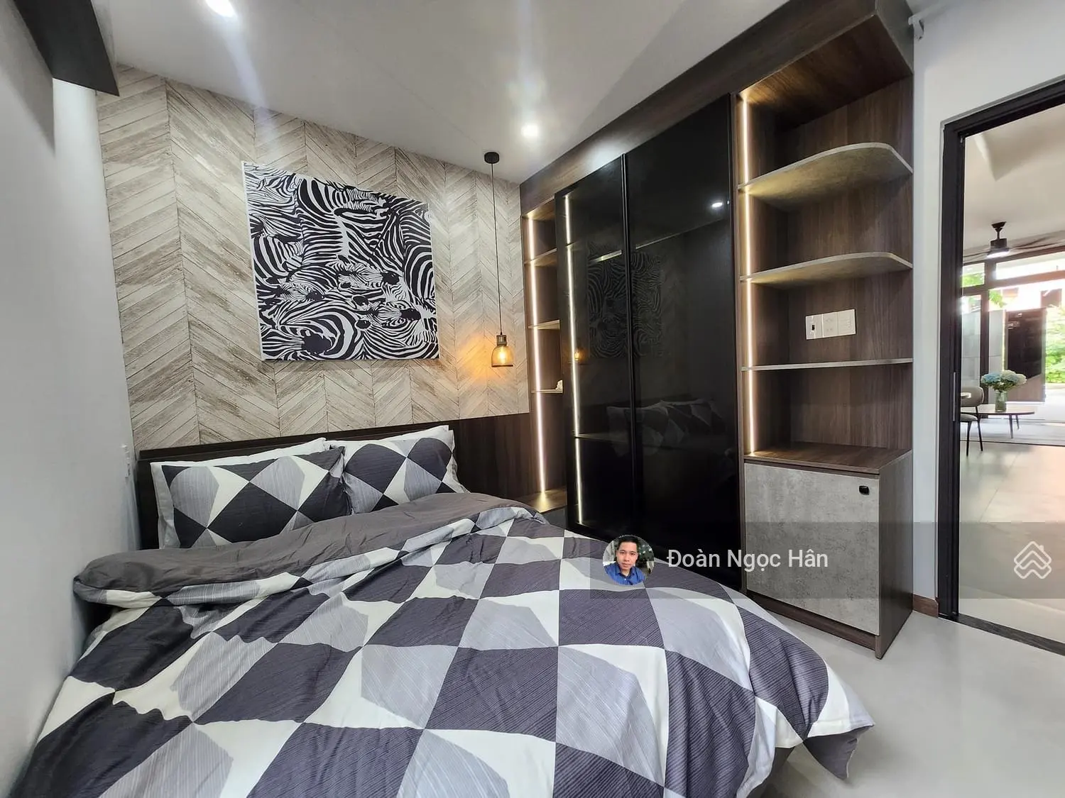 Căn nhà VIP sát biển full nội thất