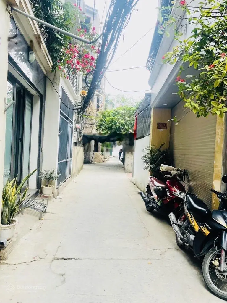 Bán nhà siêu hiếm trung tâm phố Ngọc Lâm giá quá lời