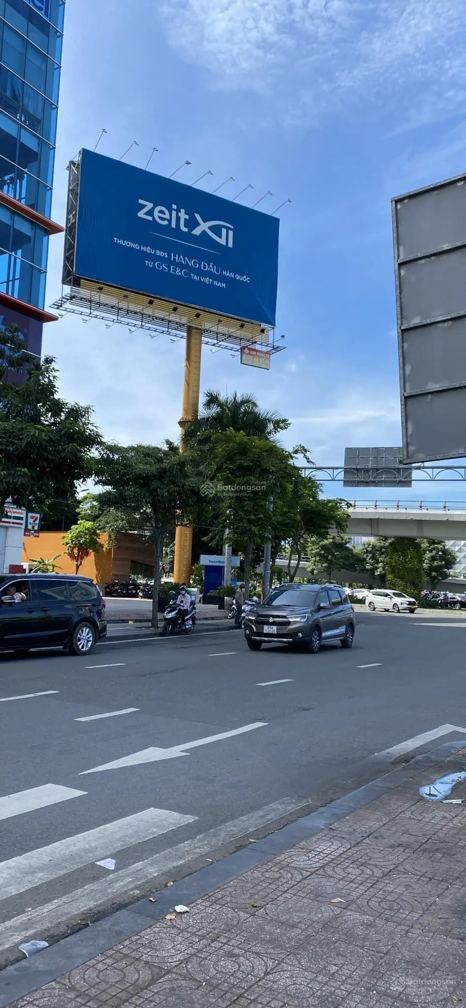 *Mặt Tiền Sân bay* [67m2 - 5 tầng] Hồng Hà (ko lộ giới)